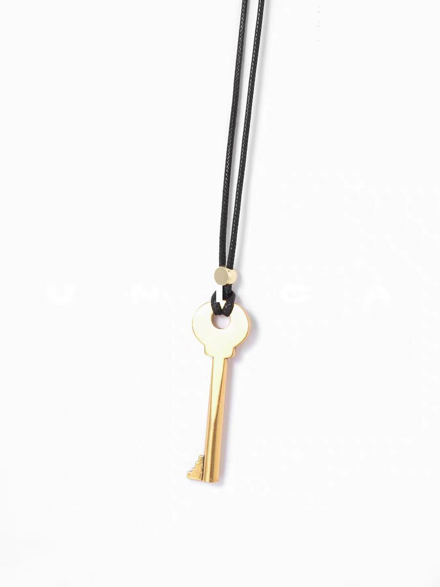 Кулон Key