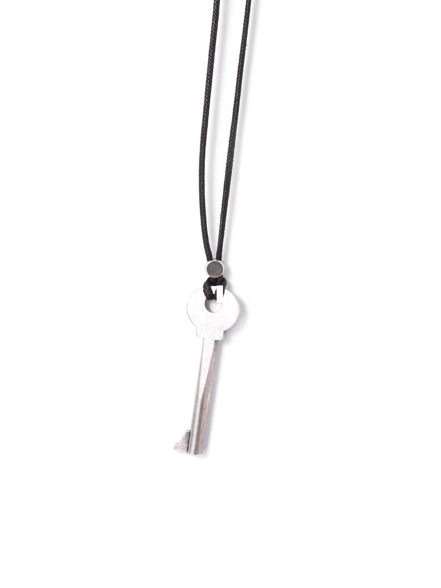 Кулон Key