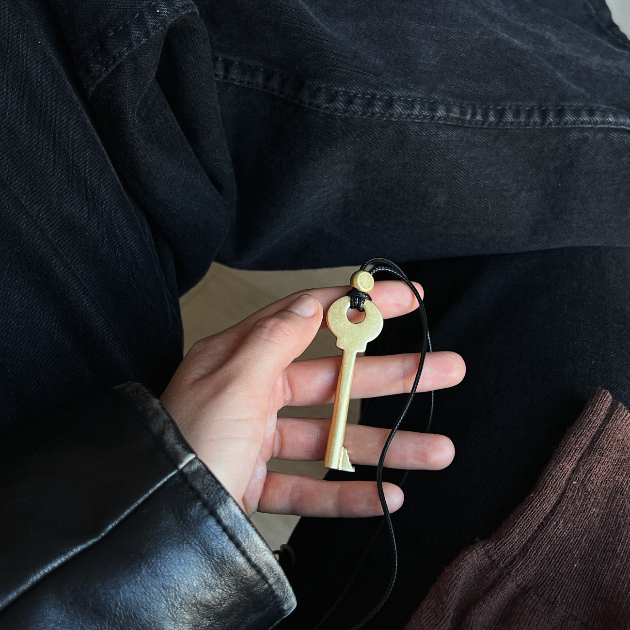 Кулон Key