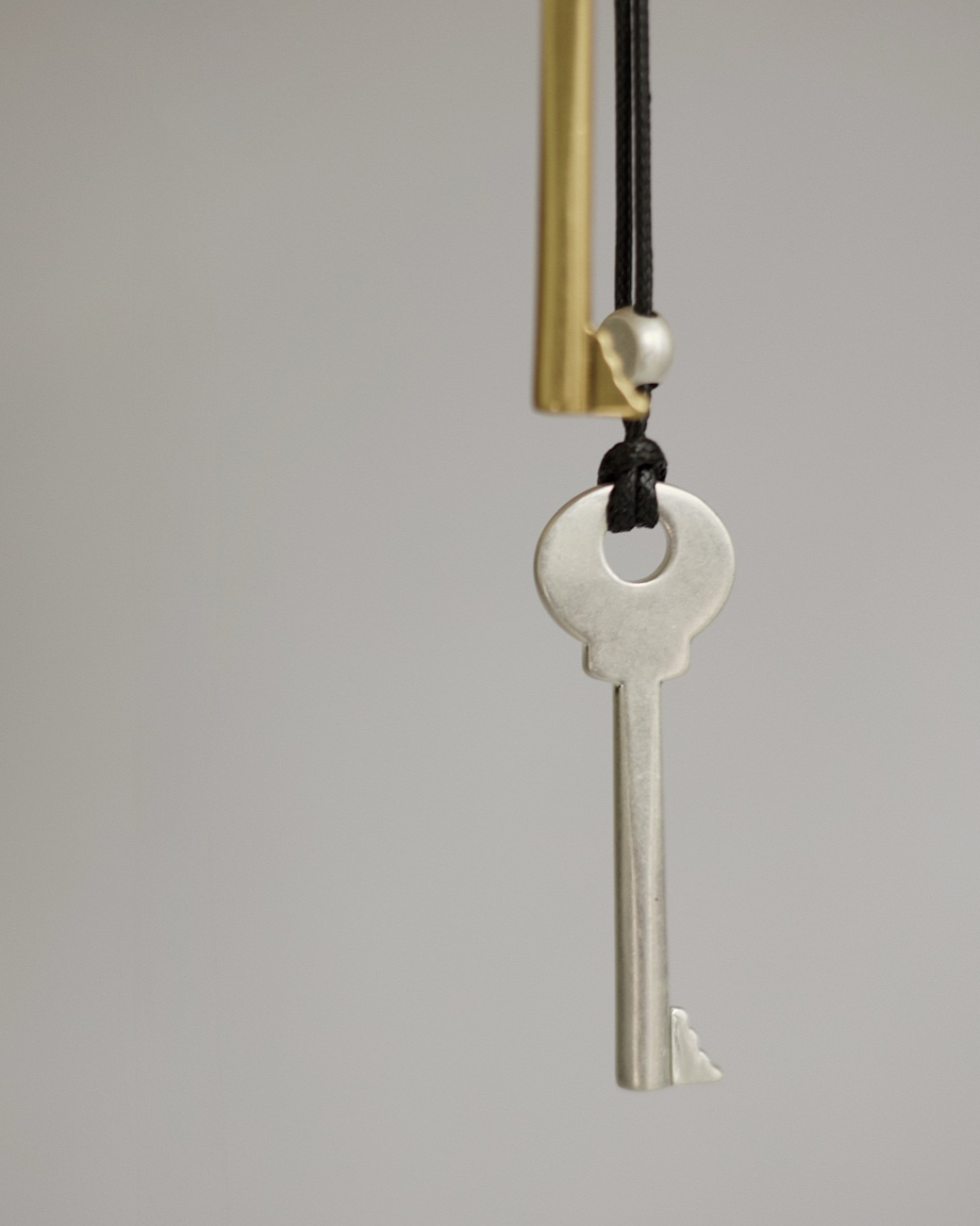 Кулон Key