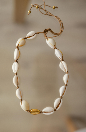 Намисто cowrie