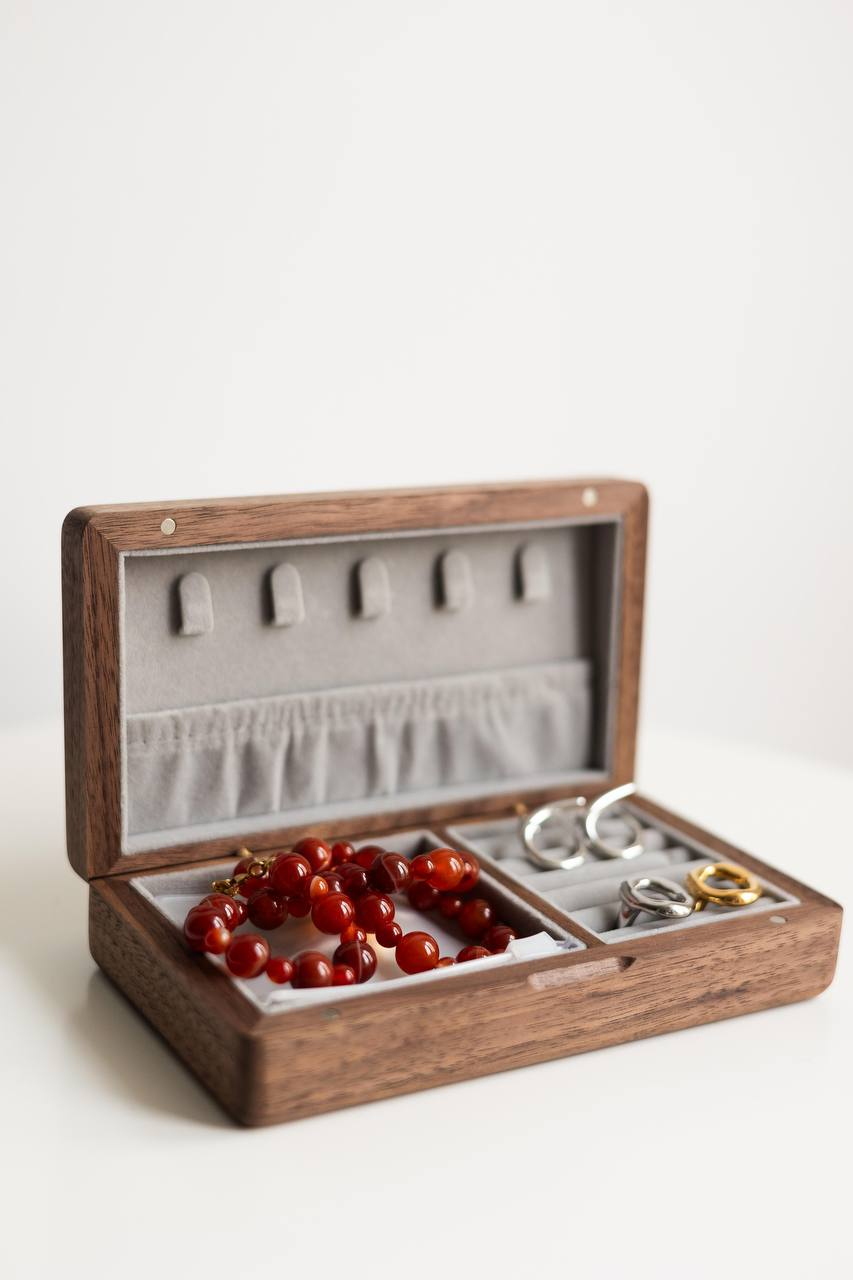 Скринька для прикрас basic